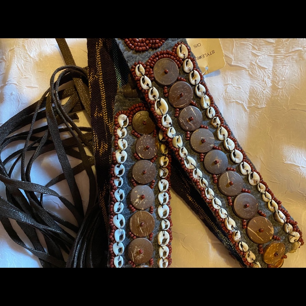 Vintage Beaded Leather Tie Belt with Shell and Wood Accents - Brown & White